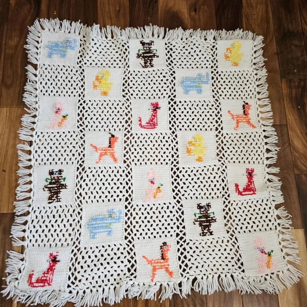 Vintage Crochet Afghan Baby‎ Blanket Bunny Cat Teddy Bear  37